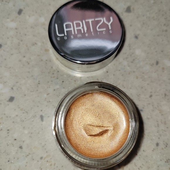 Laritzy dew pot in Glory - Picture 4 of 4